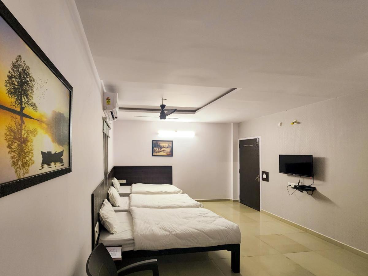 Shivani Inn Hotel & Banquet Seoni  Extérieur photo